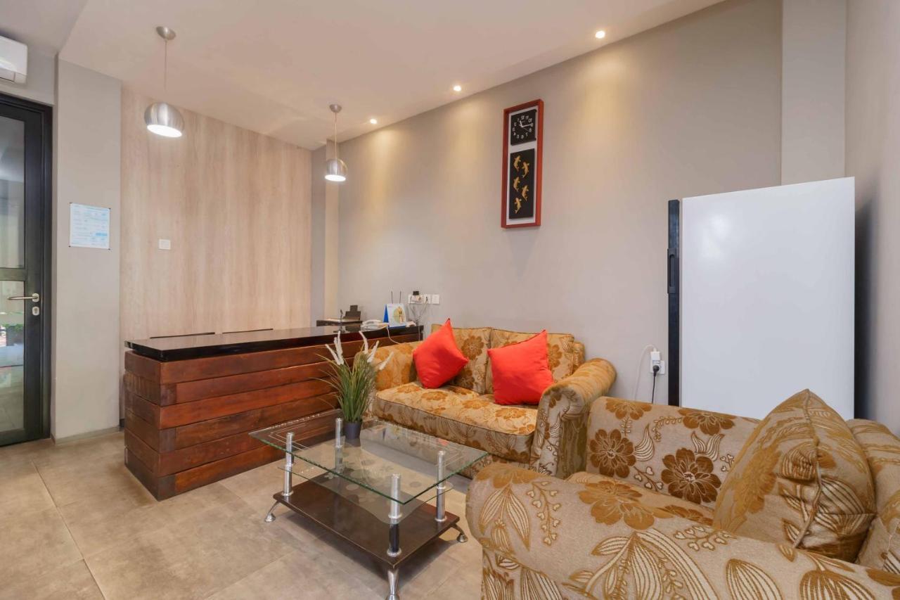 Reddoorz Plus Near Radio Dalam 3 Cakarta Dış mekan fotoğraf