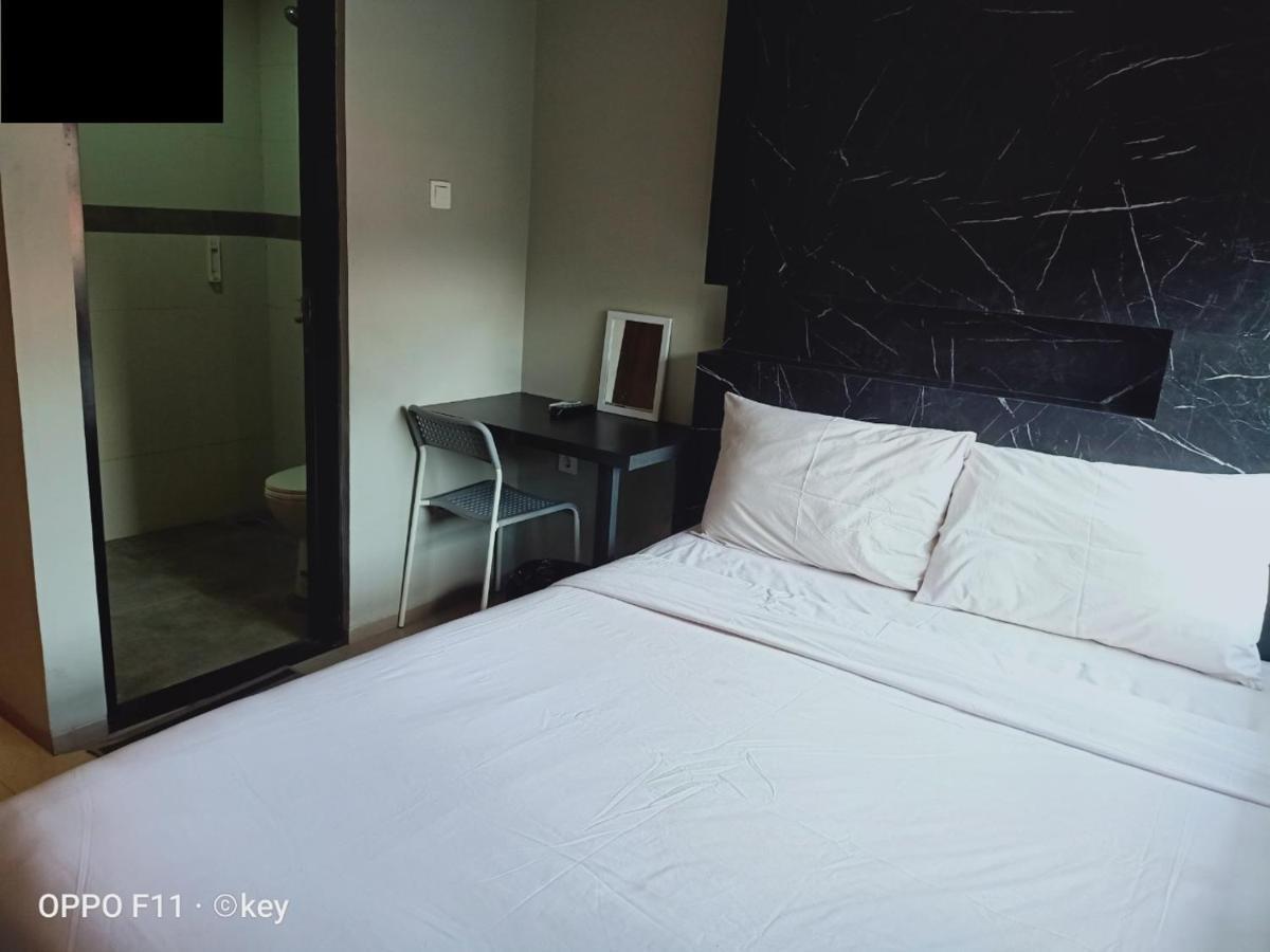 Reddoorz Plus Near Radio Dalam 3 Cakarta Dış mekan fotoğraf
