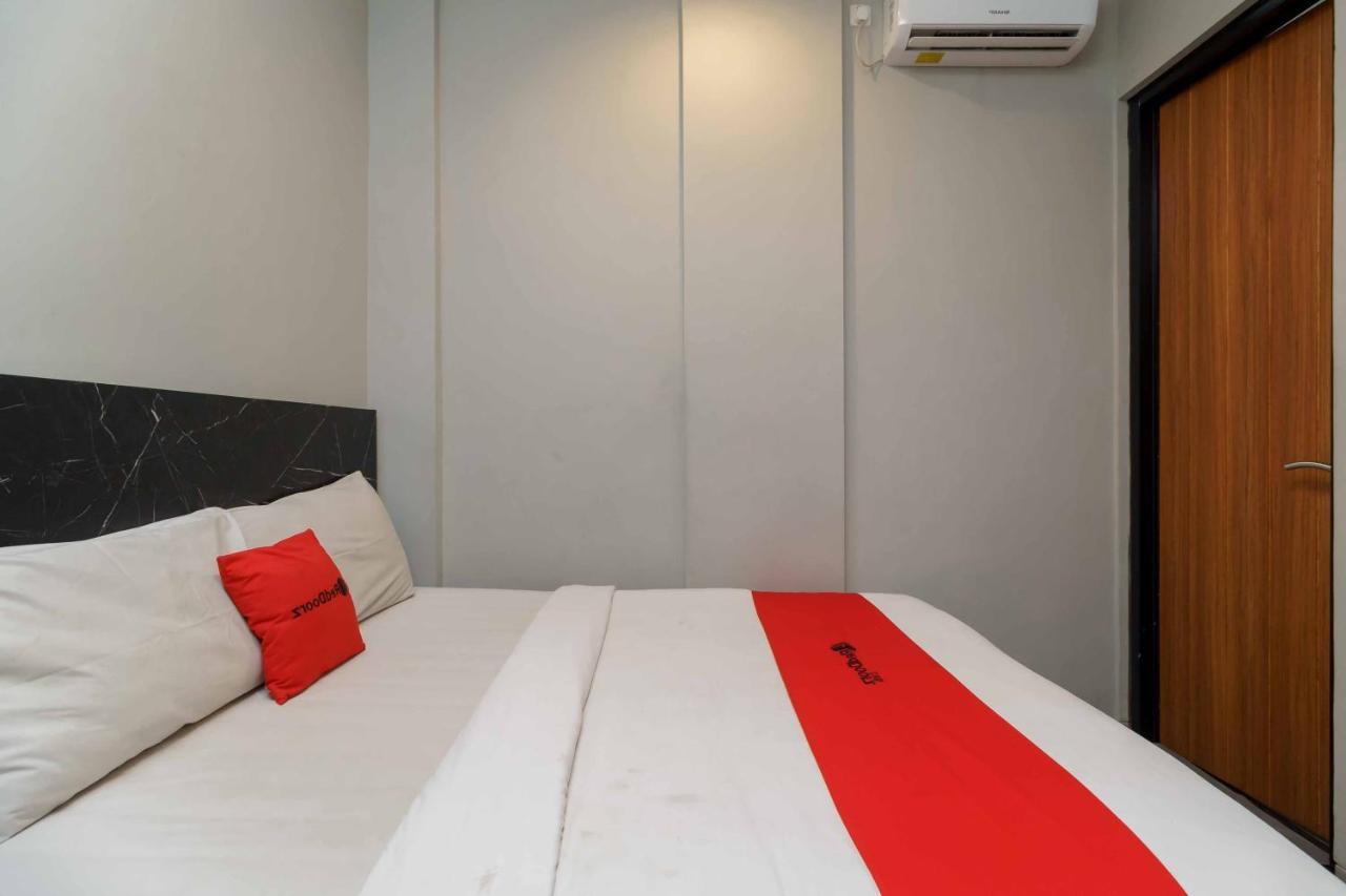 Reddoorz Plus Near Radio Dalam 3 Cakarta Dış mekan fotoğraf